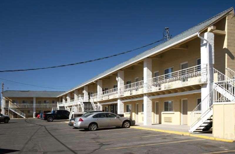 Stay Express Inn Elko Bagian luar foto