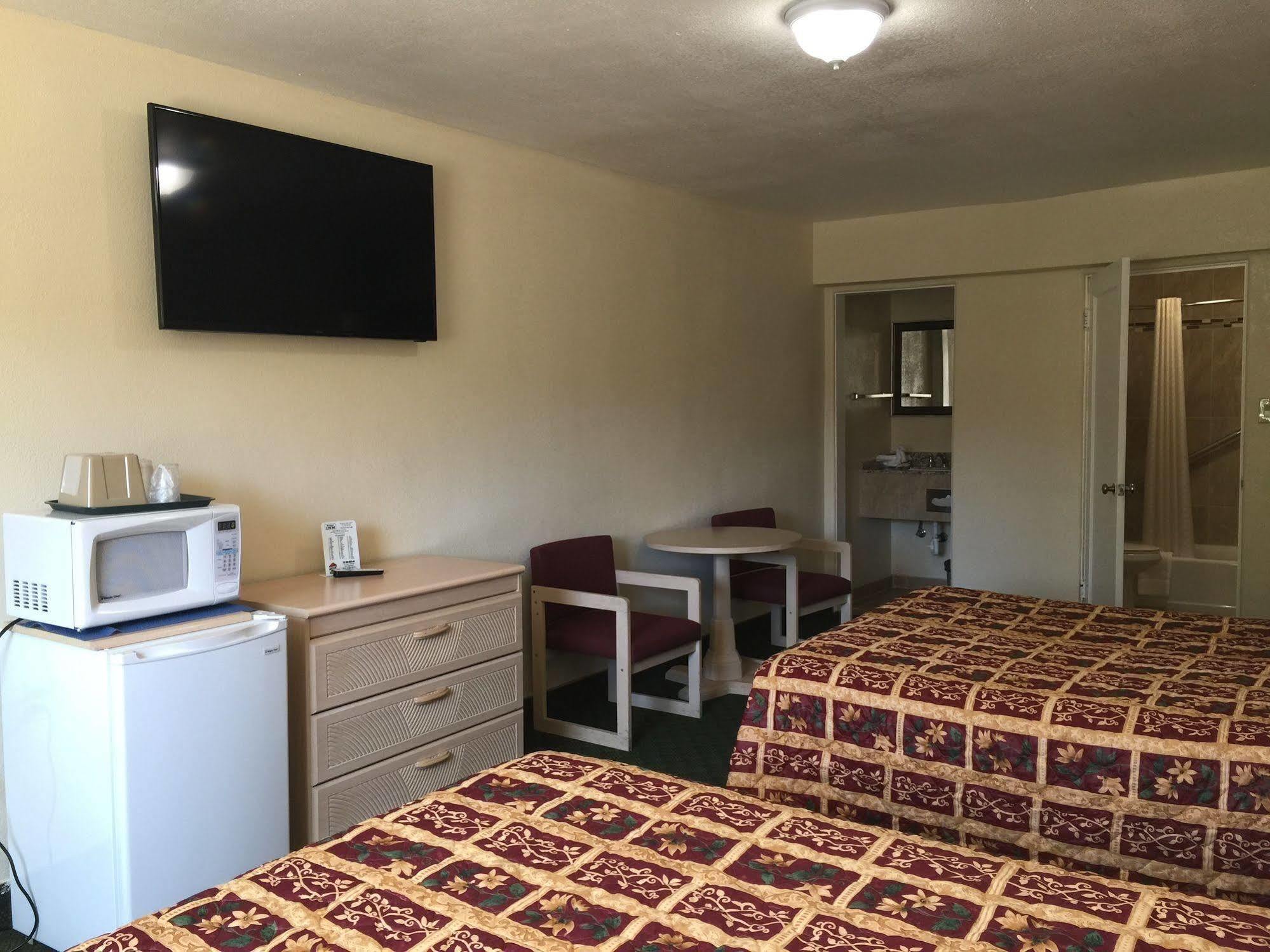 Stay Express Inn Elko Bagian luar foto